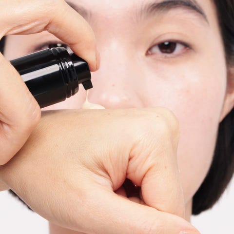 アディクション ザ ファンデーション コンフィデント フィックス SPF