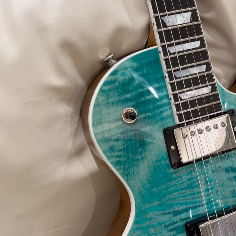 【希少・激レア・当選品】 ギブソン ギターチェア 椅子 一脚 希少・激レア・当選品】 ギブソン ギターチェア 椅子 一脚 - メルカリ