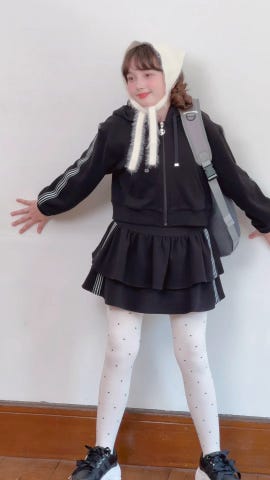 スポーティーラインジップパーカ＆スカパンセットアップ(S(140cm