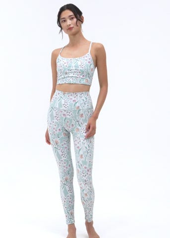 SUKALA】プルオーバー付きトリプルセットアップ(XS・S・M・L・LLサイズ