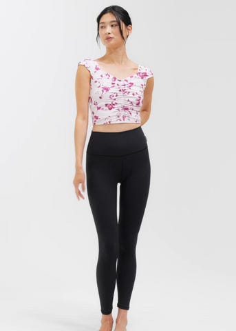 SUKALA】クロップドタンク＆レギンスセットアップ: ヨガウェアLAVA公式