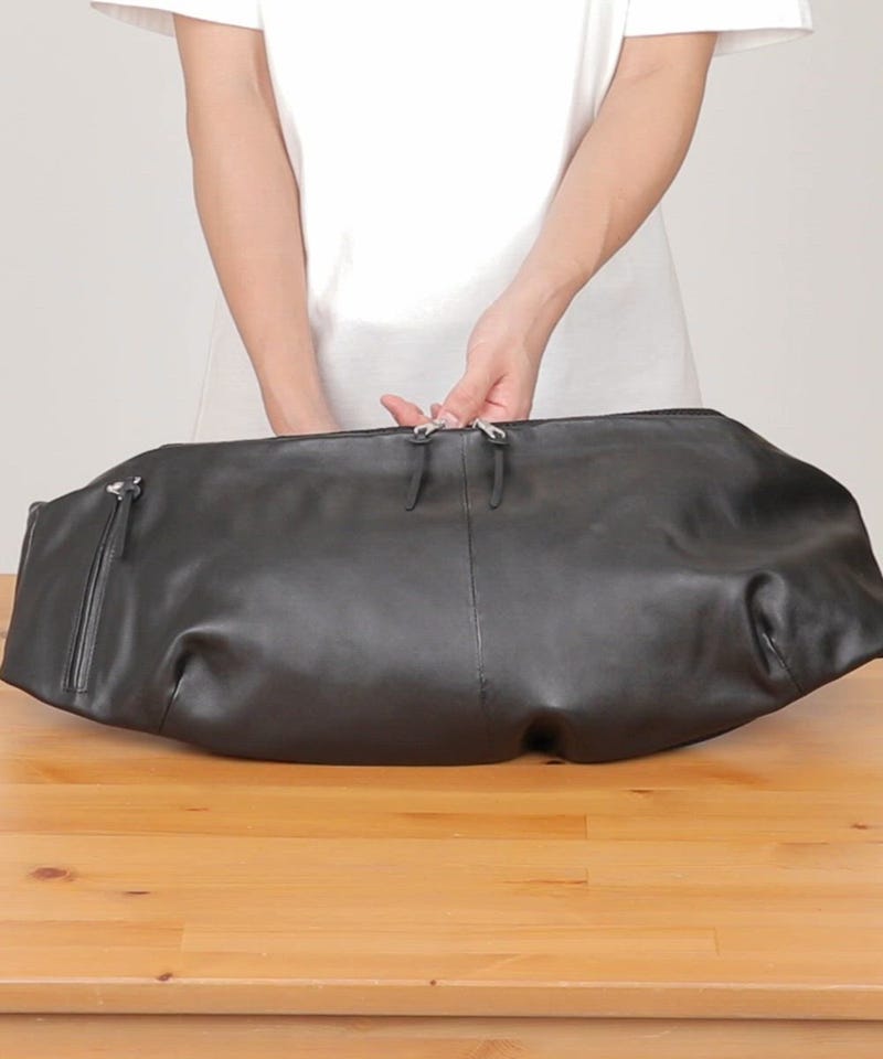 Firsthand/Leather Crossbody Sling Bag / レザー スリングバッグ