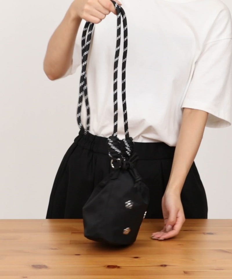 MARY QUANT/フラワースタッズ ナイロン 巾着バッグ 限定展開｜Daytona