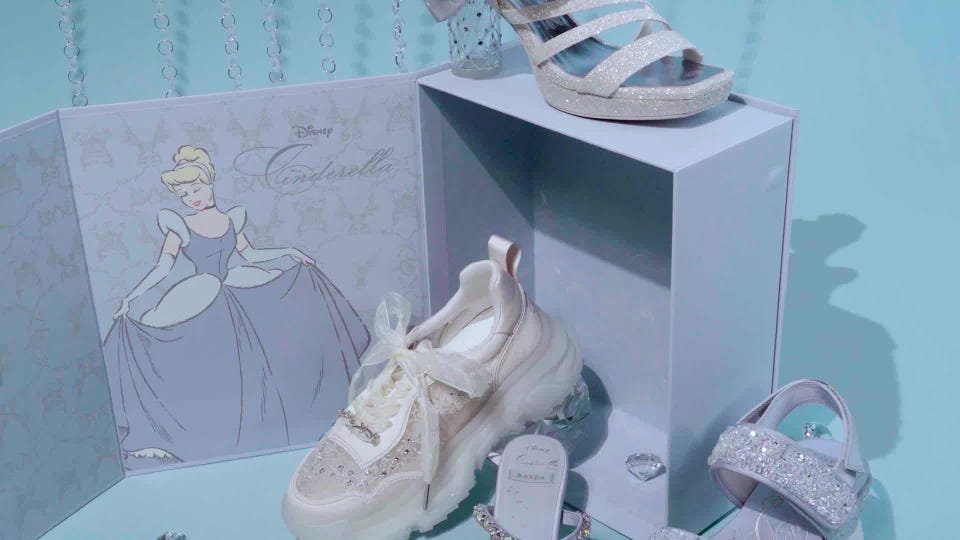 タイムセール！DIANA シンデレラ フラットシューズ ディズニー Disney タイムセール！DIANA シンデレラ フラットシューズ ディズニー