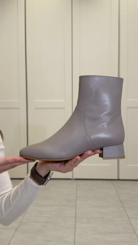 【新品未使用】DIANA ダイアナ ショートブーツ 23.5 靴・バッグのダイアナ通販サイト ｜ IF66573: シューズ 【dianashoes.com】