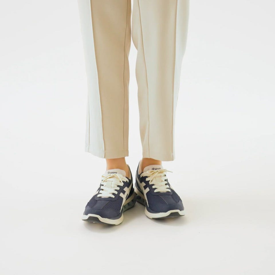 1242A019(22.5cm ブラック×オフホワイト): WELLNESS WALKER