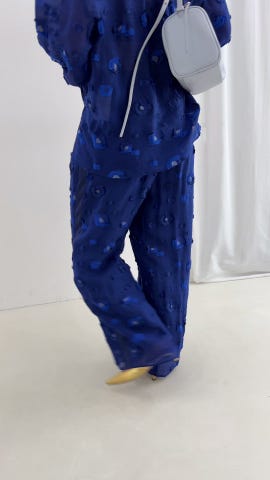 花柄ジャガードパンツ ブルー系 セットアップ対応》【KIRYU】 MIXウォッシャブルフラワー柄ジャガード