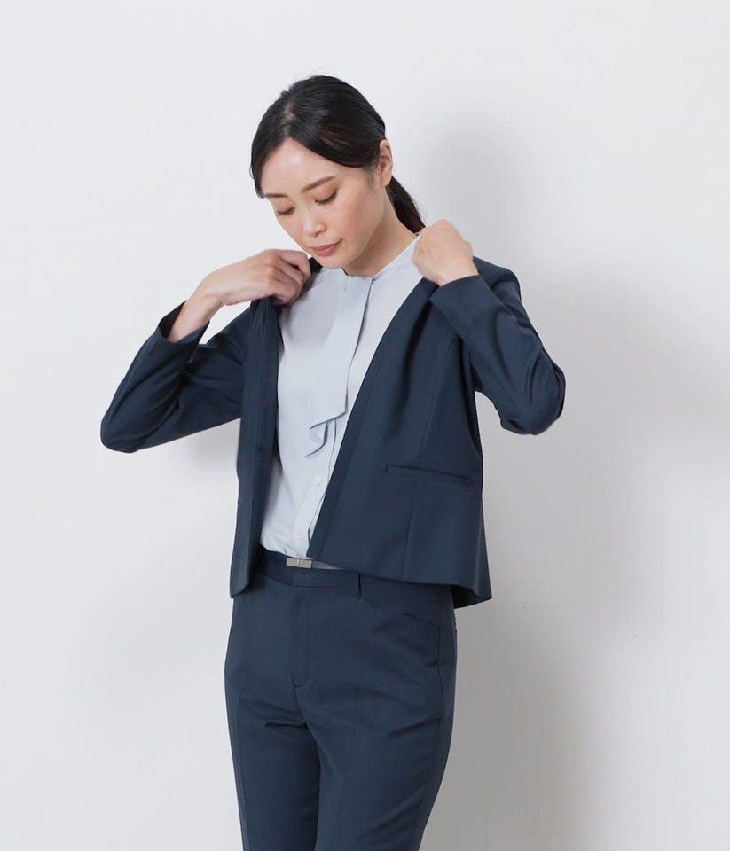 美品✨シャネル レザーノーカラージャケット カーフスキン 36サイズ ブルー CHANEL】シャネル『ノーカラージャケット size42』P41123V29766