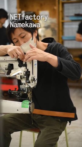 分厚くて柔らかいタンドー革を使った横型2wayトートバッグ / 革鞄の